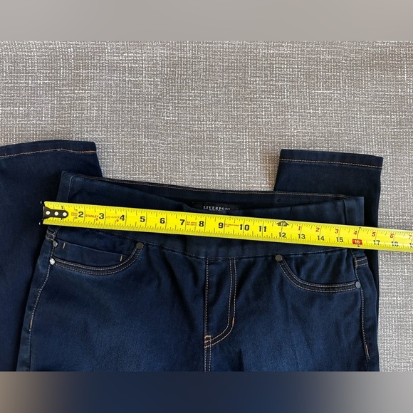Liverpool women’s pull on jeans style LM2021PL Pluto size 8/29 - Picture 7 of 11